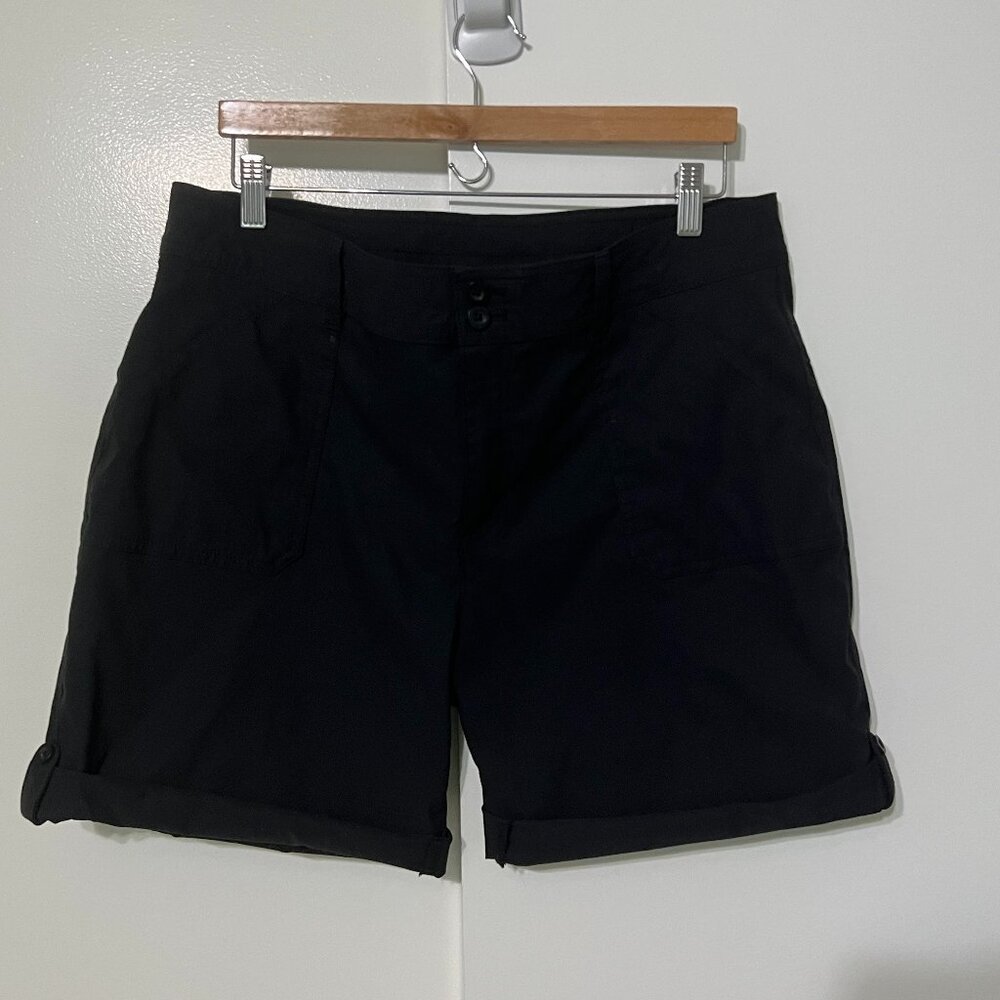 Eddie Bauer Women's shorts Sz 16